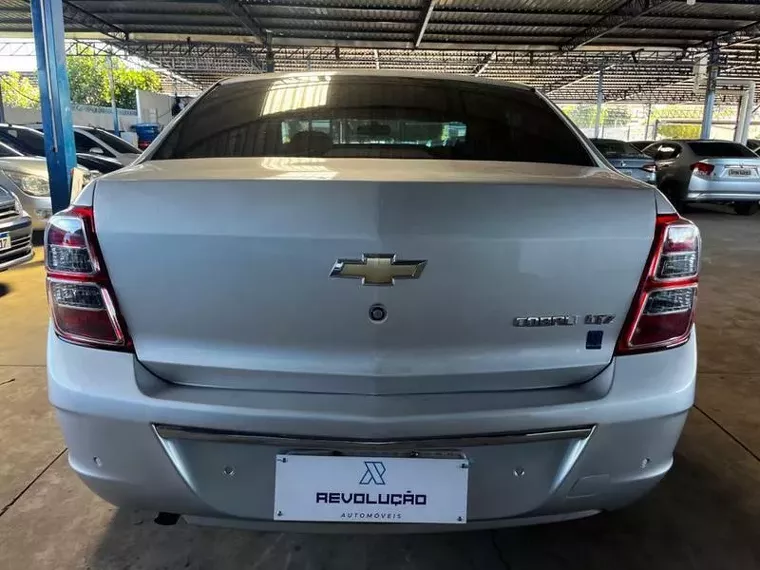 Chevrolet Cobalt Prata 9