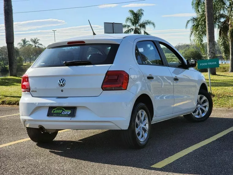 Volkswagen Gol Branco 7