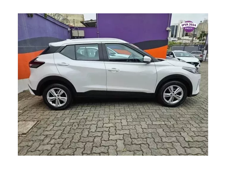 Nissan Kicks Branco 4