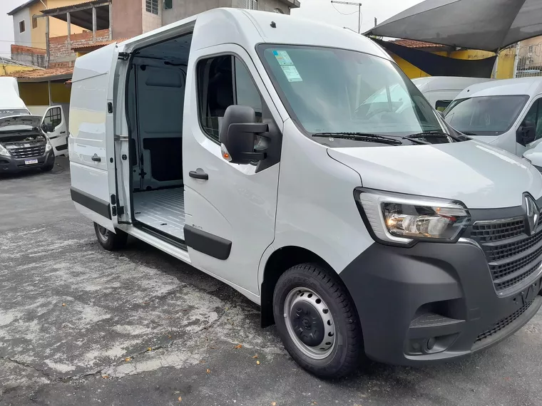 Renault Master Branco 4