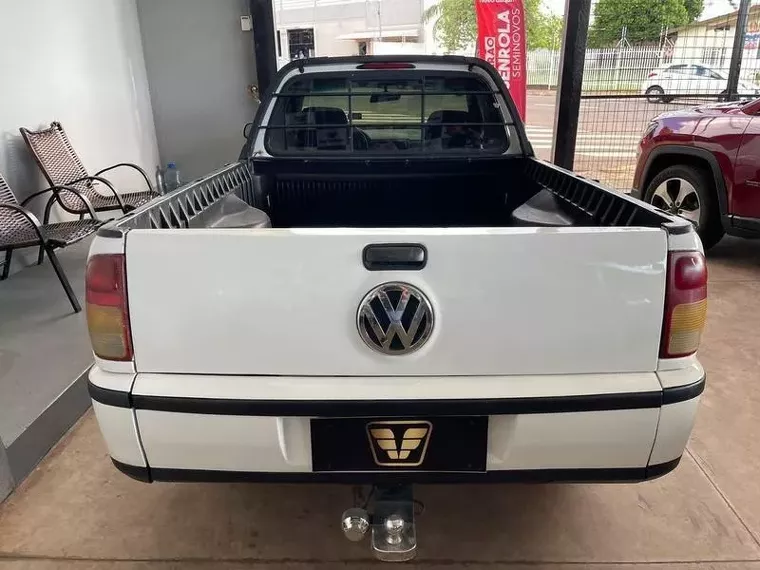 Volkswagen Saveiro Branco 4