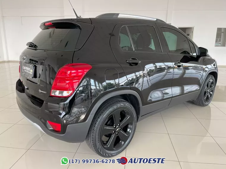 Chevrolet Tracker Preto 3