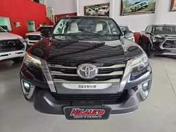 Toyota Hilux SW4