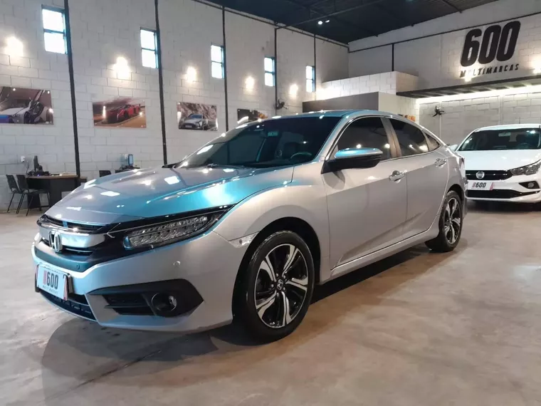 Honda Civic Prata 9