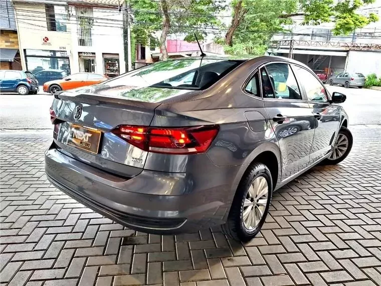 Volkswagen Virtus Cinza 15