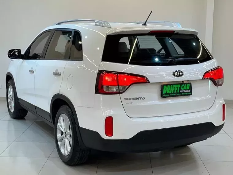 KIA Sorento Branco 4