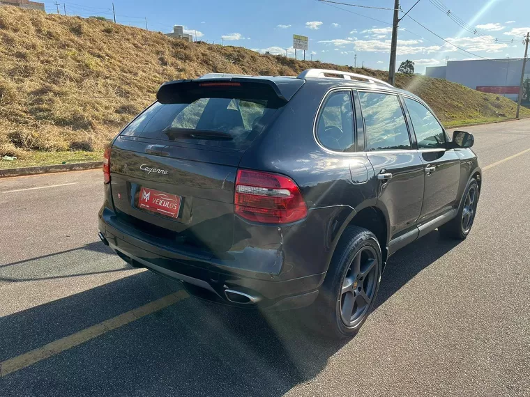 Porsche Cayenne Preto 6