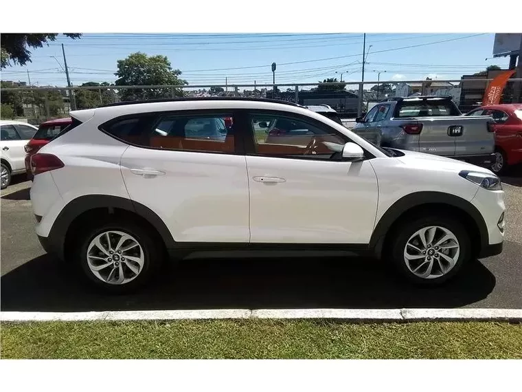 Hyundai Tucson Branco 15