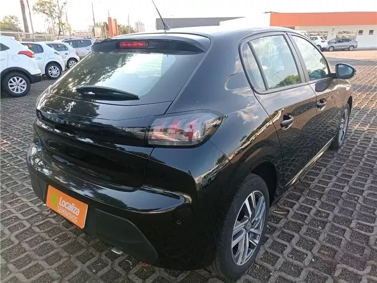 Peugeot 208 Preto 1