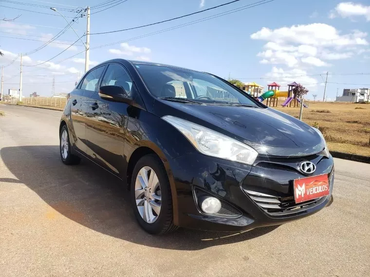 Hyundai HB20 Preto 9