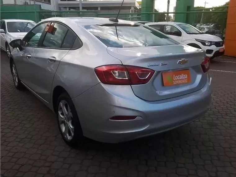 Chevrolet Cruze Prata 5