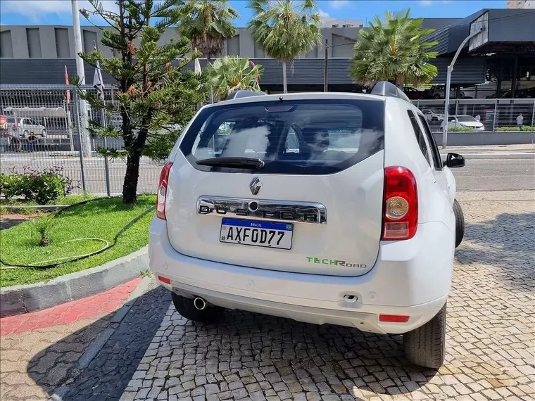 Renault Duster Branco 5