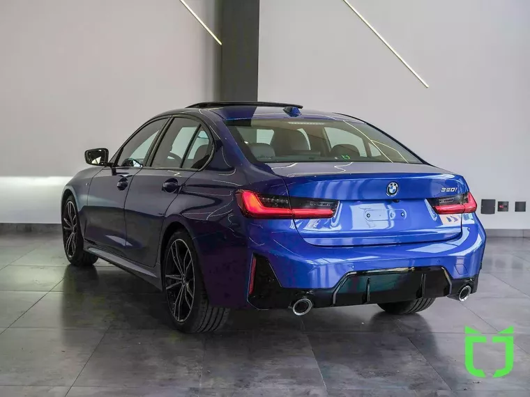 BMW 320i Azul 3