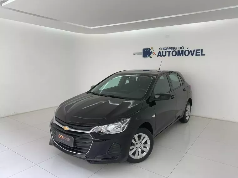 Chevrolet Onix Preto 7