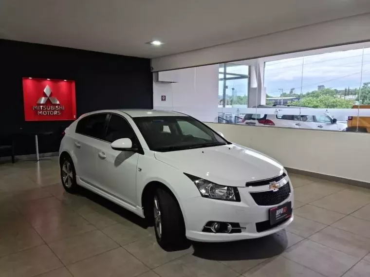 Chevrolet Cruze Branco 17