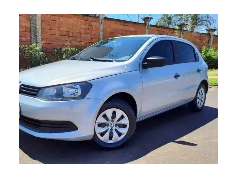 Volkswagen Gol Prata 2