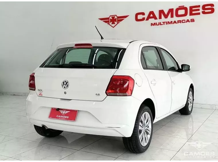 Volkswagen Gol Branco 10