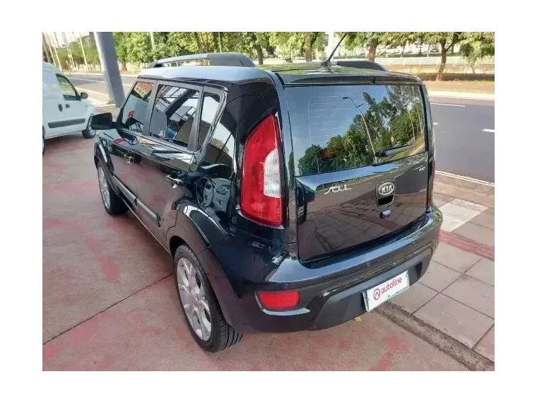 KIA Soul Preto 2