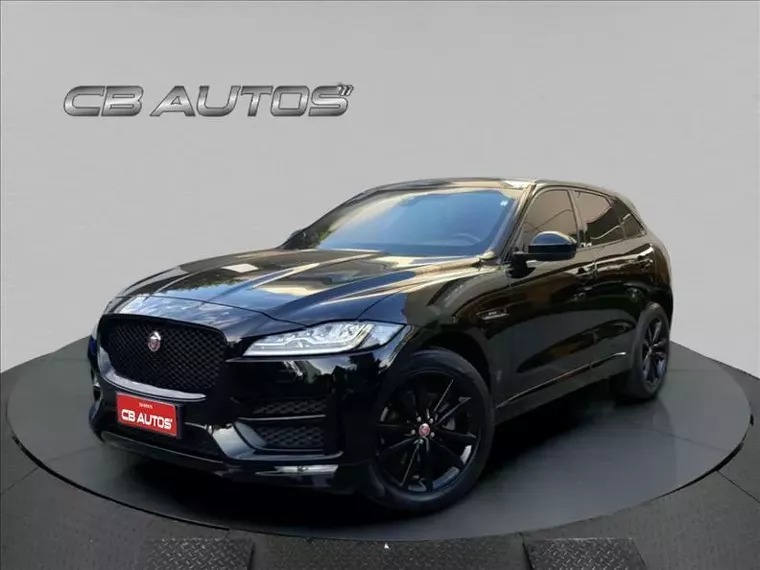 Jaguar F-pace Preto 11