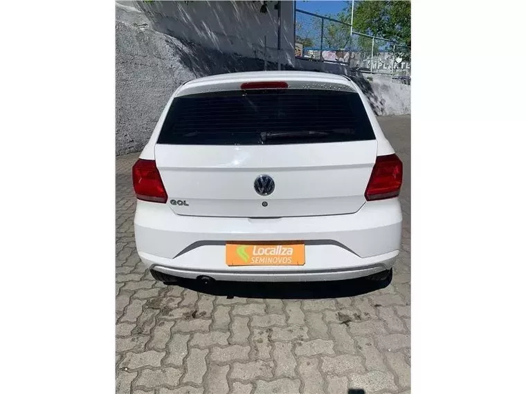 Volkswagen Gol Branco 10