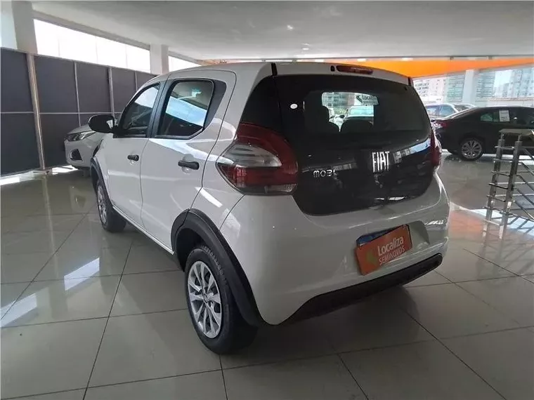 Fiat Mobi Branco 2