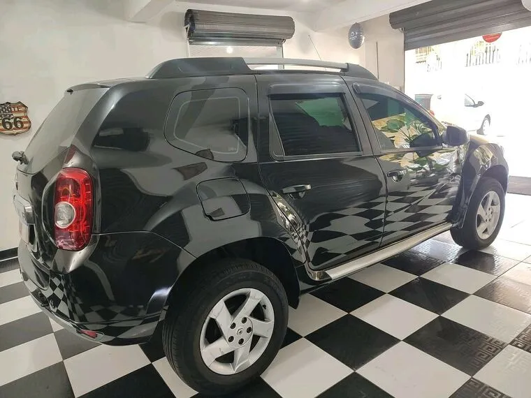 Renault Duster Preto 2