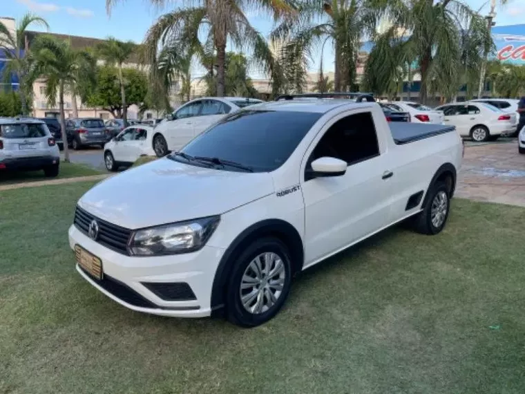 Volkswagen Saveiro Branco 4