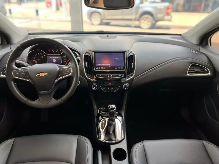 Chevrolet Cruze Preto 5