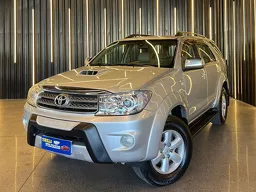 Toyota Hilux SW4