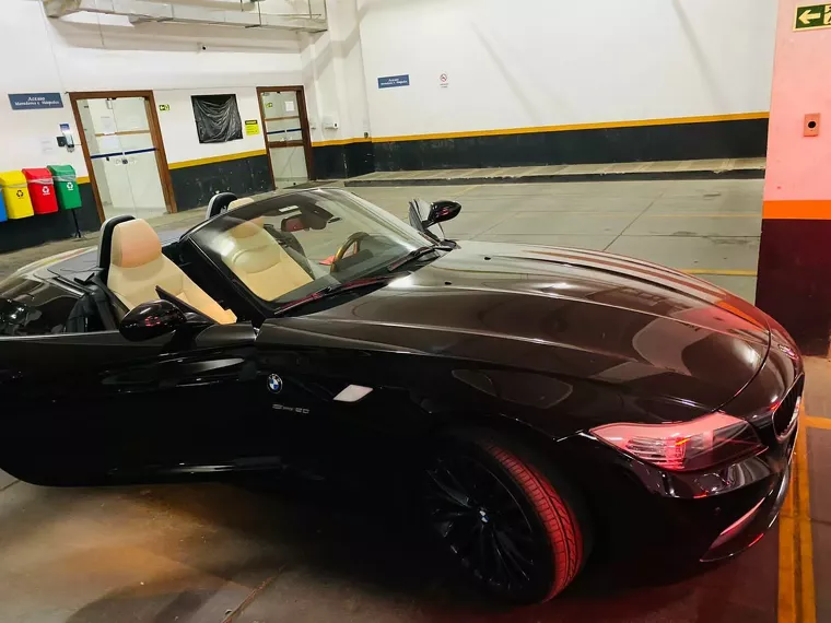 BMW Z4 Preto 16