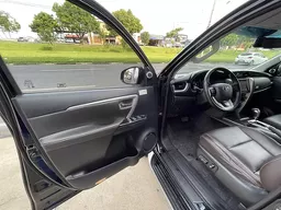 Toyota Hilux SW4