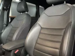 Volkswagen Taos