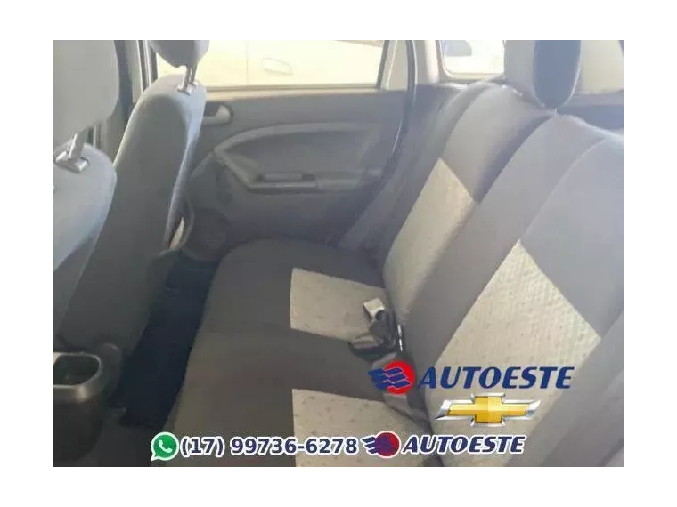 Ford Fiesta Branco 7