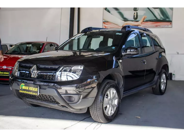 Renault Duster Preto 13