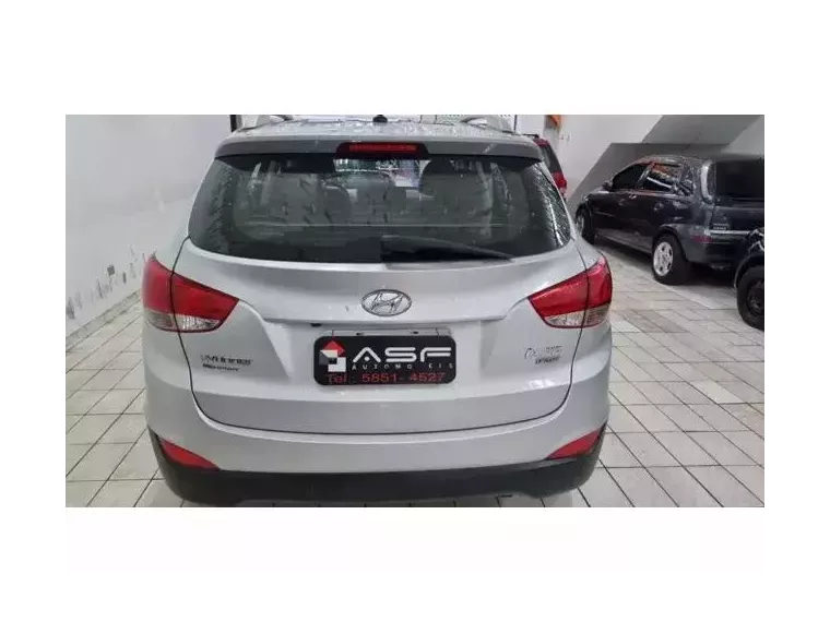 Hyundai IX35 Prata 2