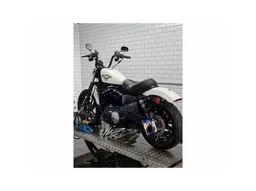 Sportster 883