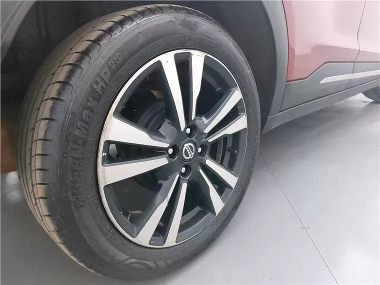 Nissan Kicks Vermelho 11