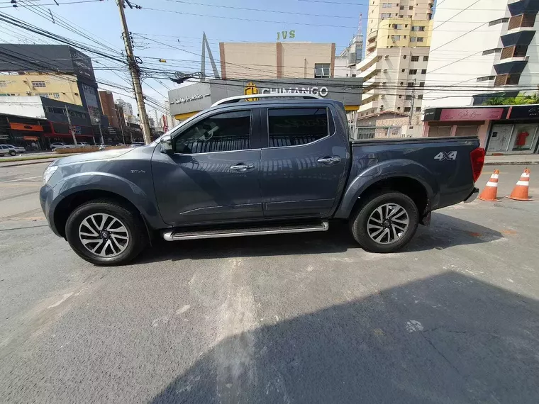 Nissan Frontier Cinza 11