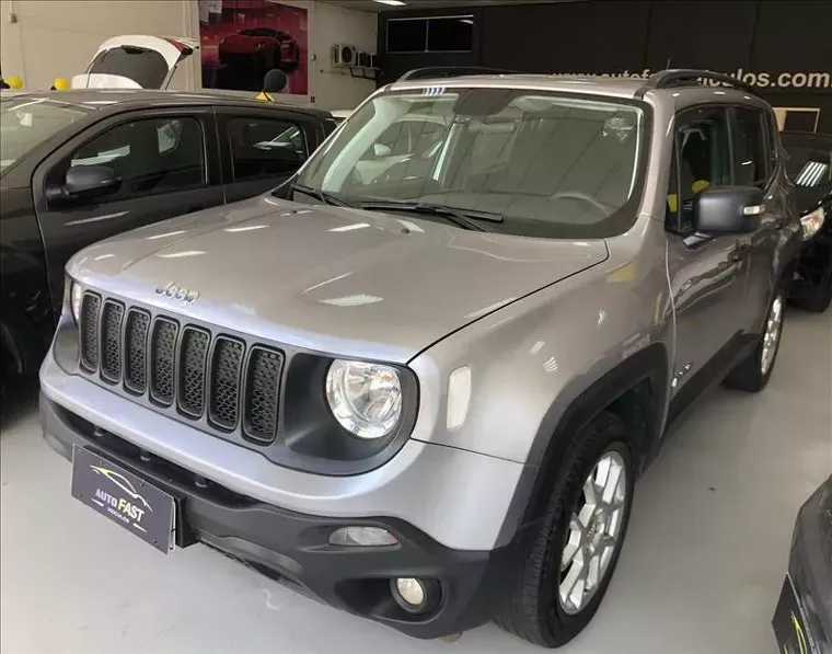 Jeep Renegade Prata 9