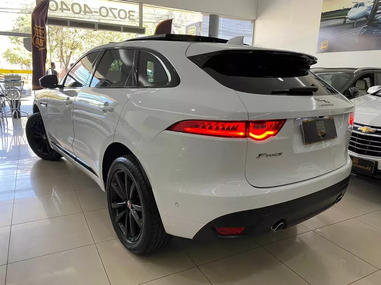 Jaguar F-pace Branco 7