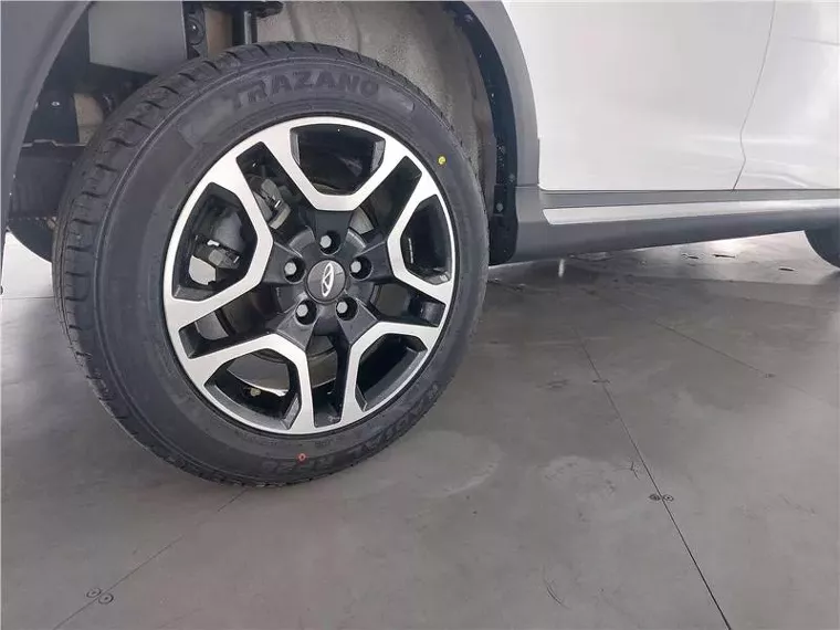 Chery Tiggo 3X Branco 11