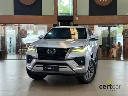 Toyota Hilux SW4
