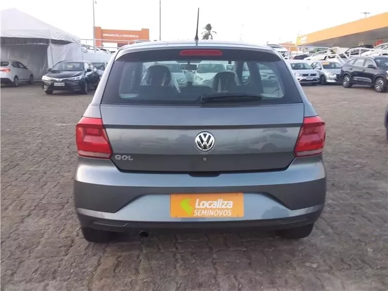 Volkswagen Gol Cinza 6