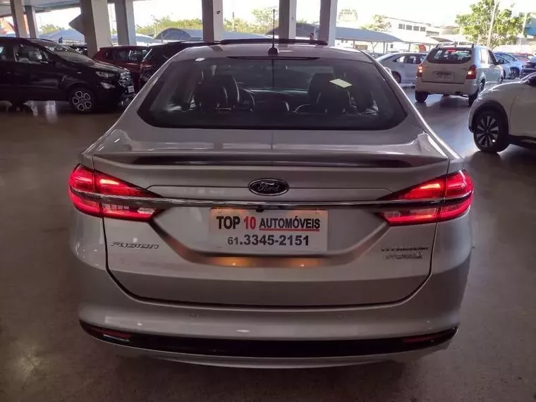 Ford Fusion Prata 16