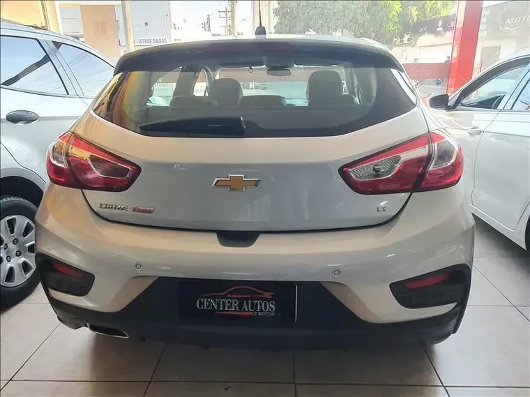 Chevrolet Cruze Prata 8