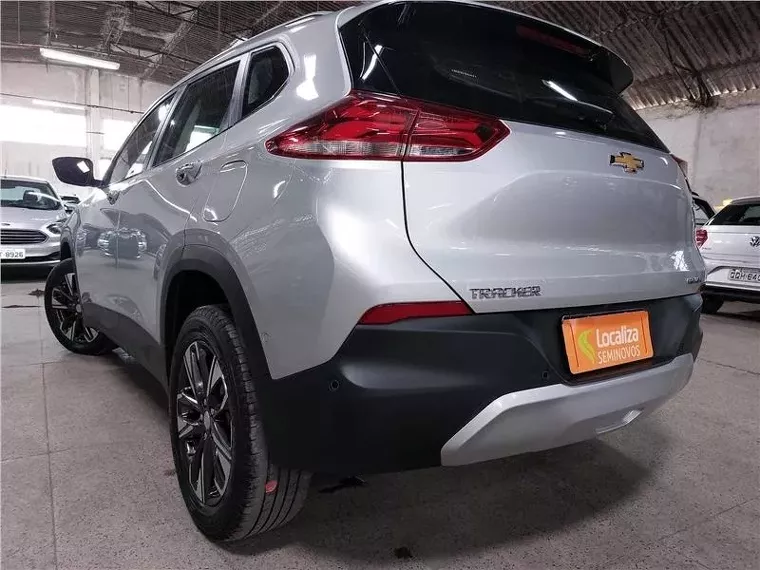 Chevrolet Tracker Prata 17