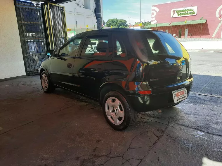 Chevrolet Corsa Preto 6