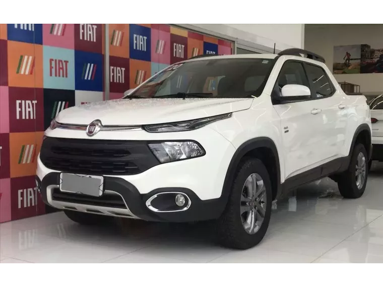 Fiat Toro Branco 6