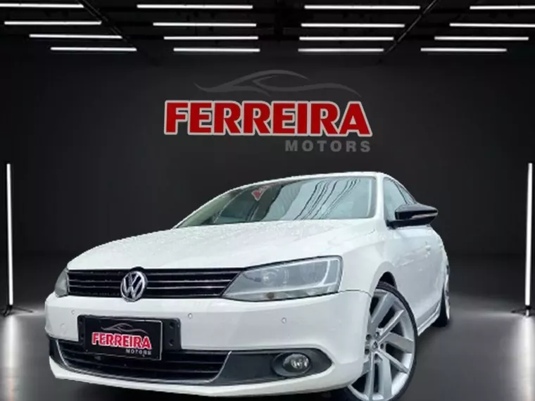 Volkswagen Jetta Branco 4