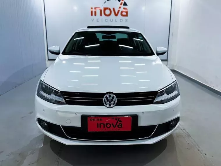 Volkswagen Jetta Branco 9